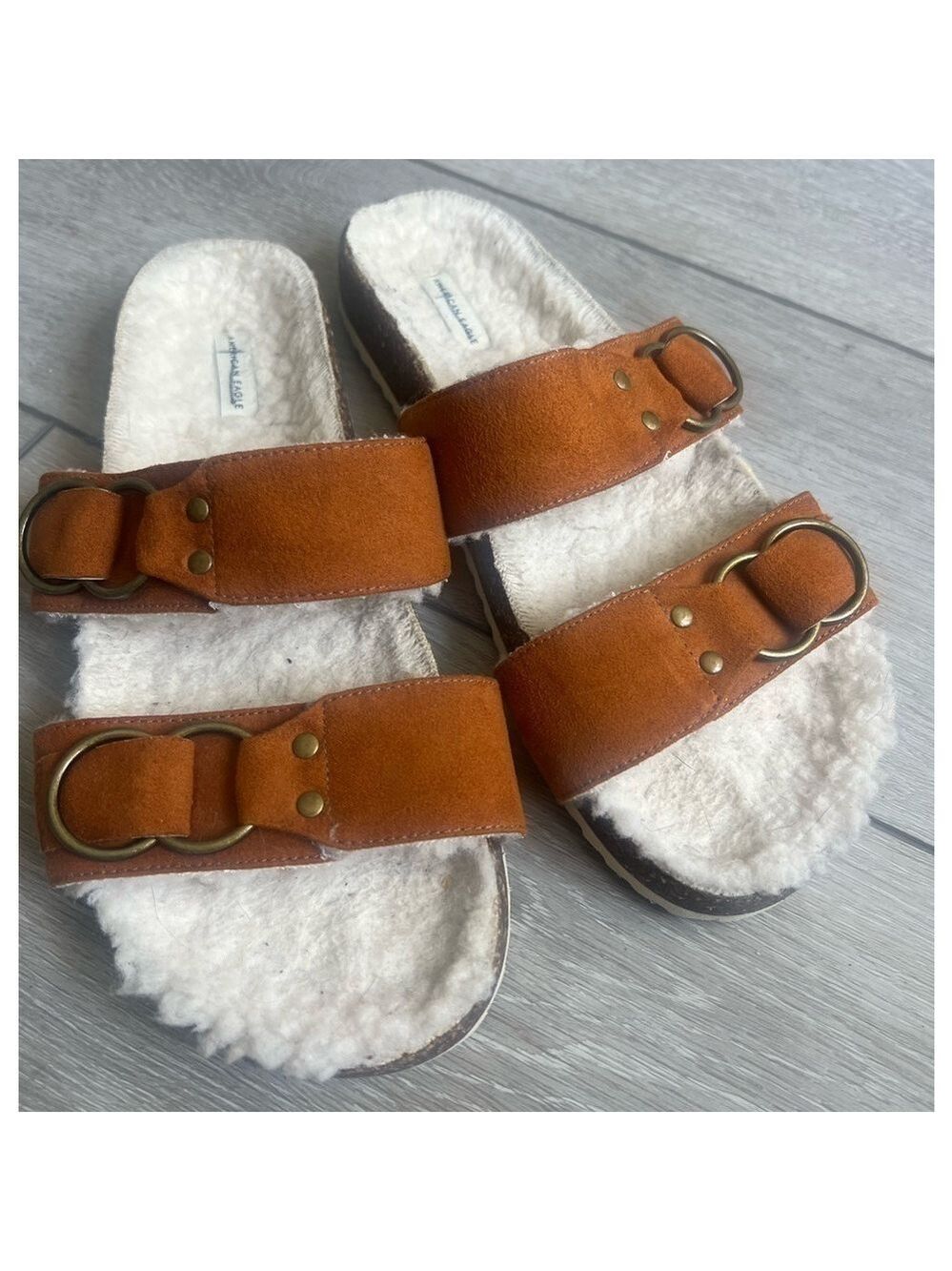 American eagle birk style slip on sheepskin suede sandals size 9